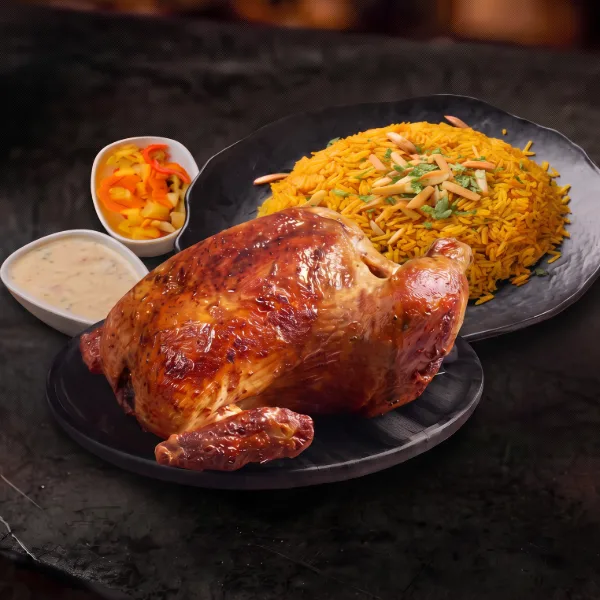 دجاج مع أرز وسلطات
